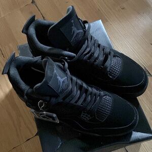 Jordan 4 Black Cat